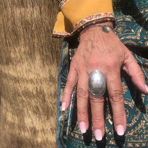 BAGUE ARGENTÉE
