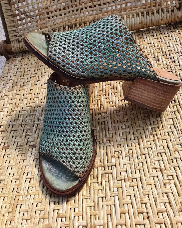 MULES LILY PAD – Image 2